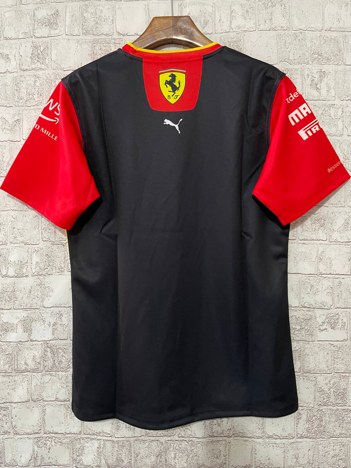 Wholesale Special Edition Ferrari Racing Suit F1, sizes S to 5XL.