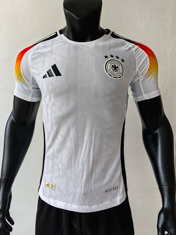 Wholesale 2024 Germany national team home white player version football jersey XS-4XL.