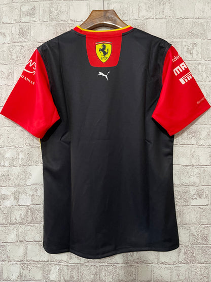 Wholesale Special Edition Ferrari Racing Suit F1, sizes S to 5XL.